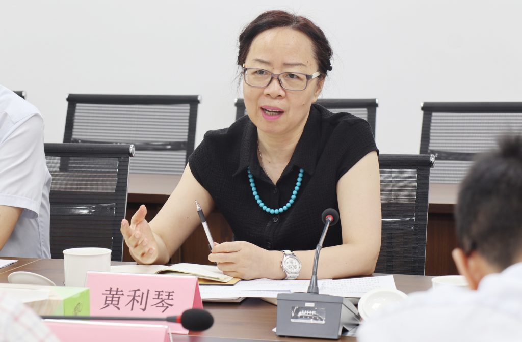 寧波國家高新區黨工委書記、管委會主任黃利琴一行蒞臨公司調研指導