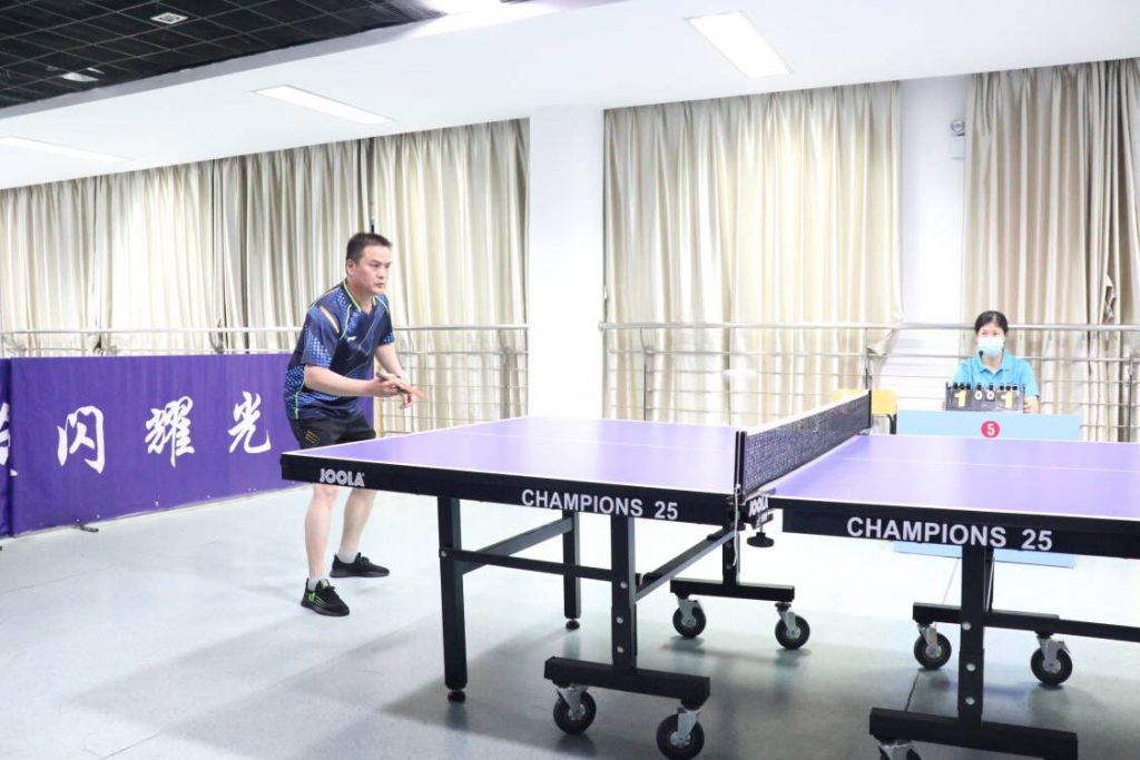 公司榮獲高新區建協“九峰杯”乒乓球聯誼賽團體亞軍