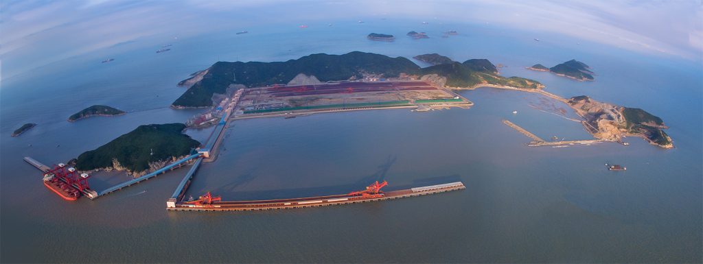 浙江舟山港衢山港區(qū)鼠浪湖島礦石中轉(zhuǎn)碼頭工程項目