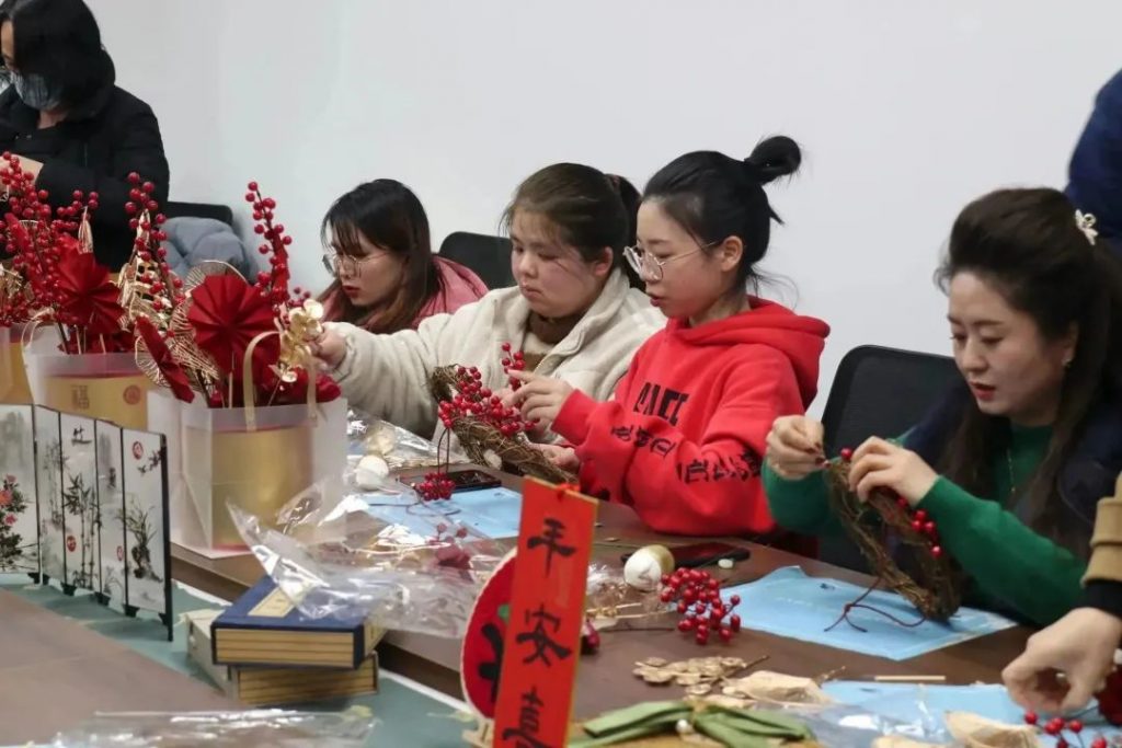 福桶納福 花環(huán)迎春 | 科信元宵主題DIY活動(dòng)暨Life Style俱樂部首期活動(dòng)圓滿舉行