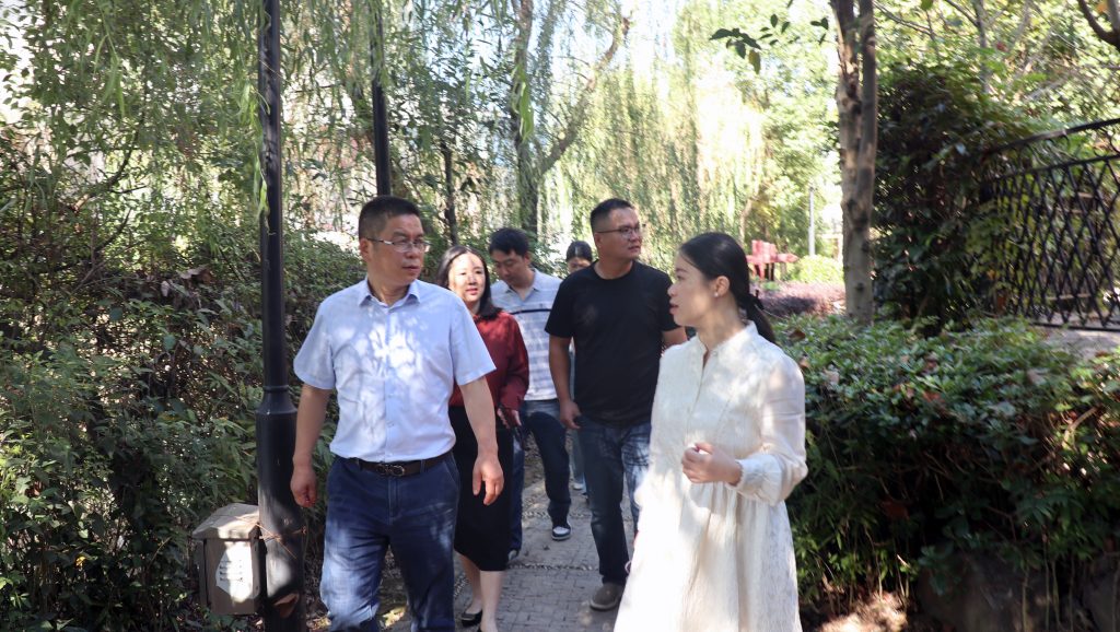 關愛老人 “益”起同行 | 科信黨支部赴明珠社區(qū)開展“夕陽驛站”志愿服務