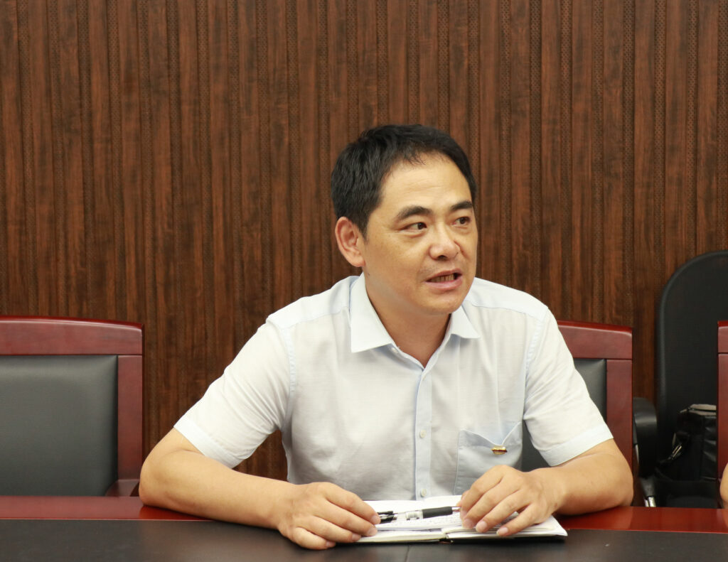 迎七一讀經典 聯建聚合力 | 科信聯合黨支部與新暉社區黨委共赴紅色書香之約